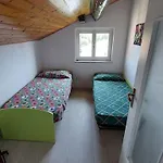 Comodo, Pratico E Tranquillo Apartamento *