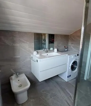 Comodo, Pratico E Tranquillo * Arona